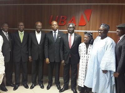 Mr. Phillips Oduoza, United Bank for Africa (UBA) Plc (fifth from left), flanked by attendees to Functional Social Networking for Nigerian Journalists summit held in Lagos on Thursday and sponsored by the bank